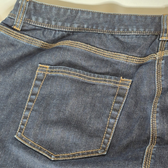 Boden Classic 5-Pocket Dark Wash Denim Above The Knee Skirt - Size 18L - Picture 7 of 10
